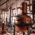 Kupferner Brennkessel des Partnerbetriebs Enzianbrennerei Grassl