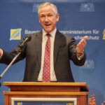 Amtschef des Bayerischen Staatsministeriums für Umwelt und Verbraucherschutz, Dr. Christian Barth während seiner Festrede
